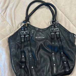 Black Michael kors bag